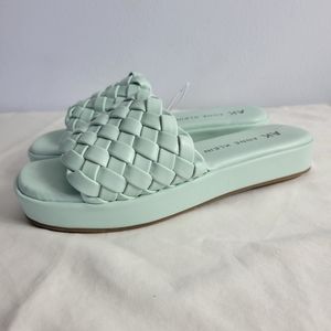 Anne Klein iflex Aktomisina Size 8M